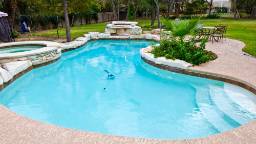 swimming pool maintenance and service london